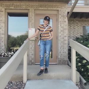 Meet your Posher, Nhat phi